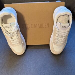 Steve Madden Cream and White Sneakers